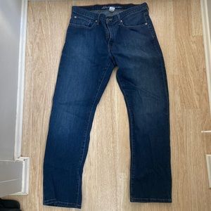 Eddie Bauer Straight Fit Men’s Jeans